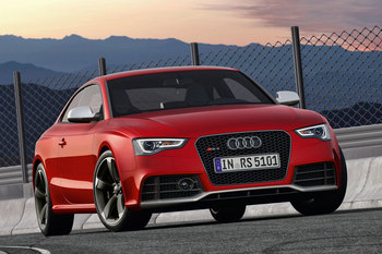audi-rs5-coupe_155_1.jpg